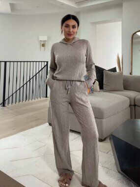 NEW! Uniqlo Women Washable Knit Cable Sweater + Pants Lounge Set KHAKI Size L